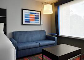 Holiday Inn Express & Suites BRUNSWICK by IHG 3