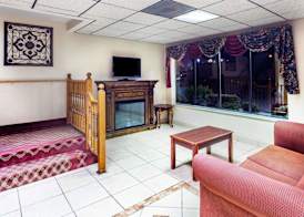Super 8 by Wyndham Morristown/South 2