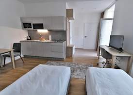 Vienna Lotus Apartments 3