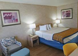 Days Inn by Wyndham Bullhead City 5