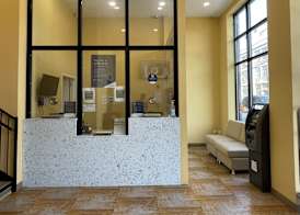 Super 8 by Wyndham Brooklyn Williamsburg 2