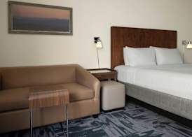 Fairfield by Marriott Inn & Suites Chattanooga 5
