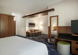 Fairfield Inn & Suites by Marriott Bristol 5