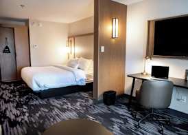 Fairfield Inn & Suites by Marriott Richmond Airport 5