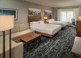 Delta Hotels by Marriott Huntington Mall 3