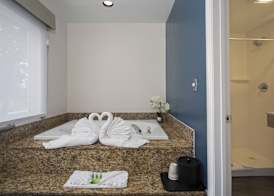 SureStay Hotel by Best Western Santa Monica 4