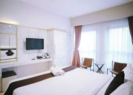 Grand Malioboro Yogyakarta Hotel 5
