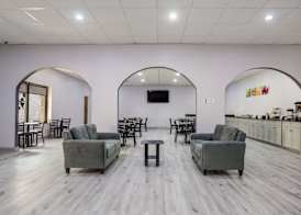 Quality Inn Grayville 3