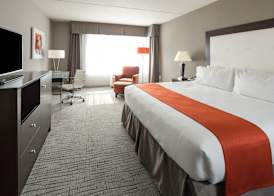 Holiday Inn & Suites DAVENPORT by IHG 4