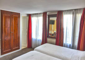 Hotel Touring 5