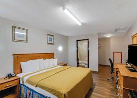 Americas Best Value Inn Torrington CT 4
