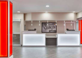 Super 8 by Wyndham San Antonio Airport North 4