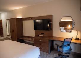 Holiday Inn Express & Suites GREENVILLE AIRPORT by IHG 5