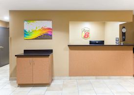Super 8 by Wyndham Radcliff Ft. Knox Area 2