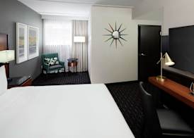 Doubletree By Hilton Montreal Airport 4