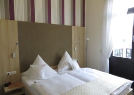 Hotel Kronprinzen 5