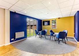Days Inn by Wyndham Warwick North M40 4