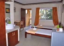 SLAM'S Garden Dive Resort 2
