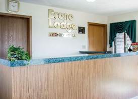 Econo Lodge Elkhart North 3