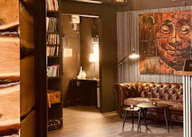 Unique Hotel 3
