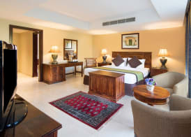 Al Hamra Village Hotel 5