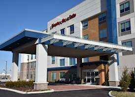 Hampton Inn & Suites Cincinnati Liberty Township 2