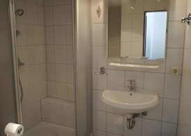 Hotel Gasthof Inselgraben garni 4