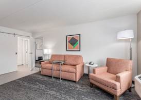 Holiday Inn COLUMBUS by IHG 4