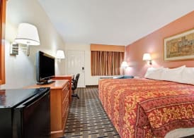 Day Star Dallas 4