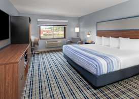 AmericInn by Wyndham West Salem 3