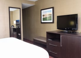 Days Inn by Wyndham Ottawa 5