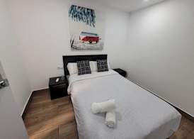 AYZ Elcano - Auto check-in property 5