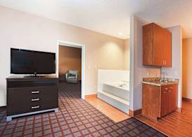 Spark by Hilton Plainfield Indianapolis Airport 4