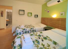 Sea view and ground floor Apartments le Dune 3