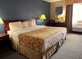 Baymont by Wyndham Corydon 5