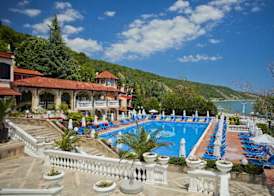 Elenite Holiday Village 4