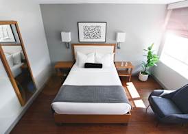 Edge Hotel Washington Heights 4