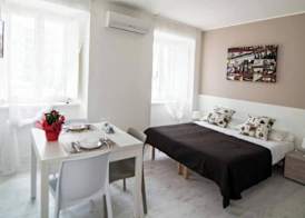 JOIVY Apartments - Trieste Goldoni 5