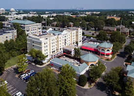 Hampton Inn & Suites Charlotte/SouthPark at Phillips Place 2