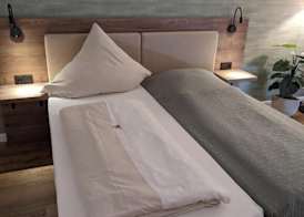 PaGa Hotel & Restaurant 2