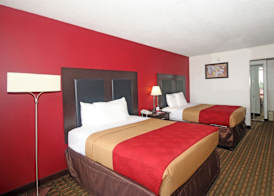Americas Best Value Inn Pilot Mountain 4
