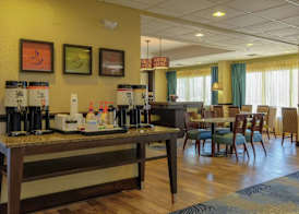 Hampton Inn Edenton 5