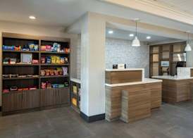 Fairfield Inn & Suites by Marriott Lafayette South 2