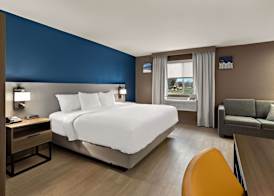 Comfort Inn & Suites Fremont 4