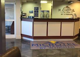 Microtel Inn & Suites by Wyndham Bremen 2