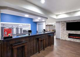Hampton Inn Sanford 3
