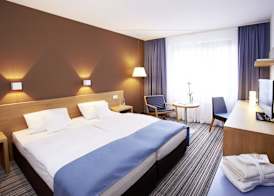 Hotel Zugbrücke Grenzau GmbH 4