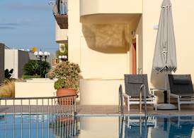 Elpis Studio Apartments 5