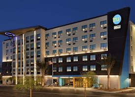 Tru By Hilton Las Vegas Airport NV 2