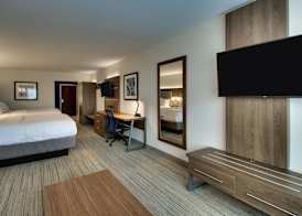 Holiday Inn Express & Suites MT STERLING NORTH by IHG 3